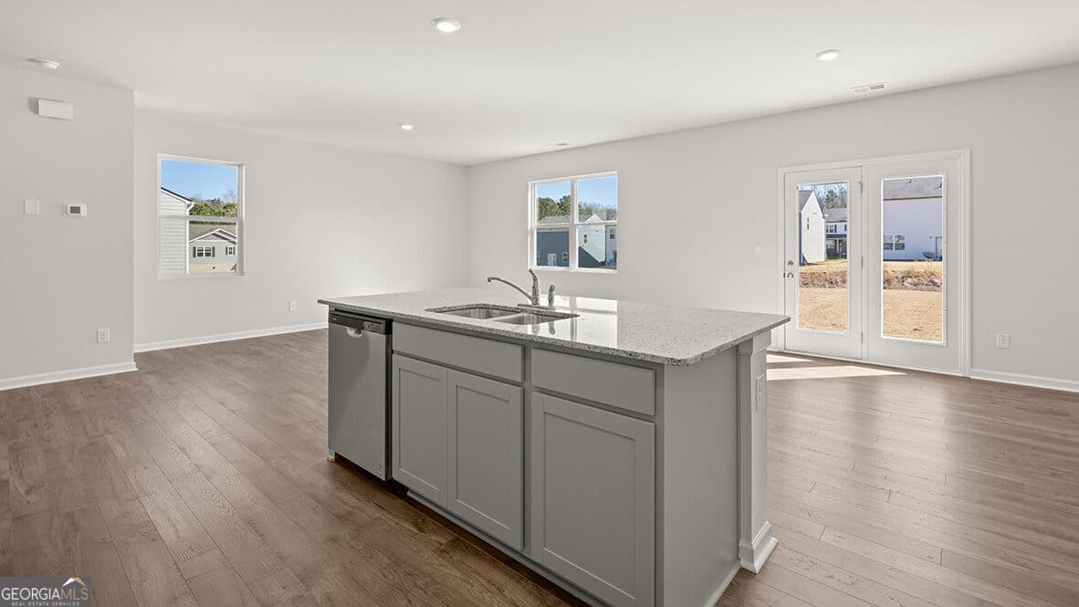 4 bedroom, 2.5 bathroom, 1,927 sq ft single family residence for sale at 5445 Brightwater Street, South Fulton, GA 30349 — photo 5