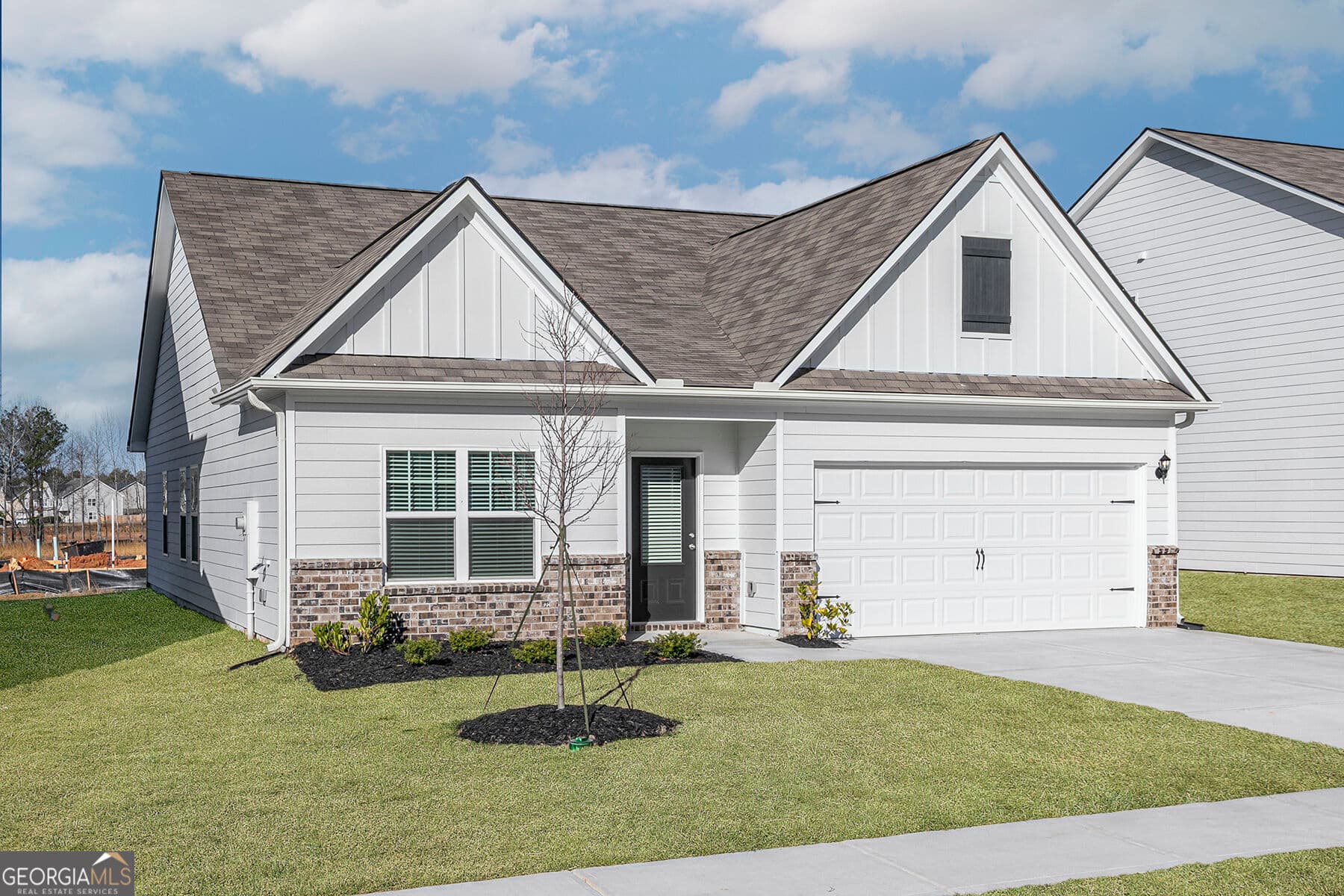 3 bedroom, 2 bathroom, 1,601 sq ft single family residence for sale at 130 Howell Drive, Villa Rica, GA 30180 — photo 2