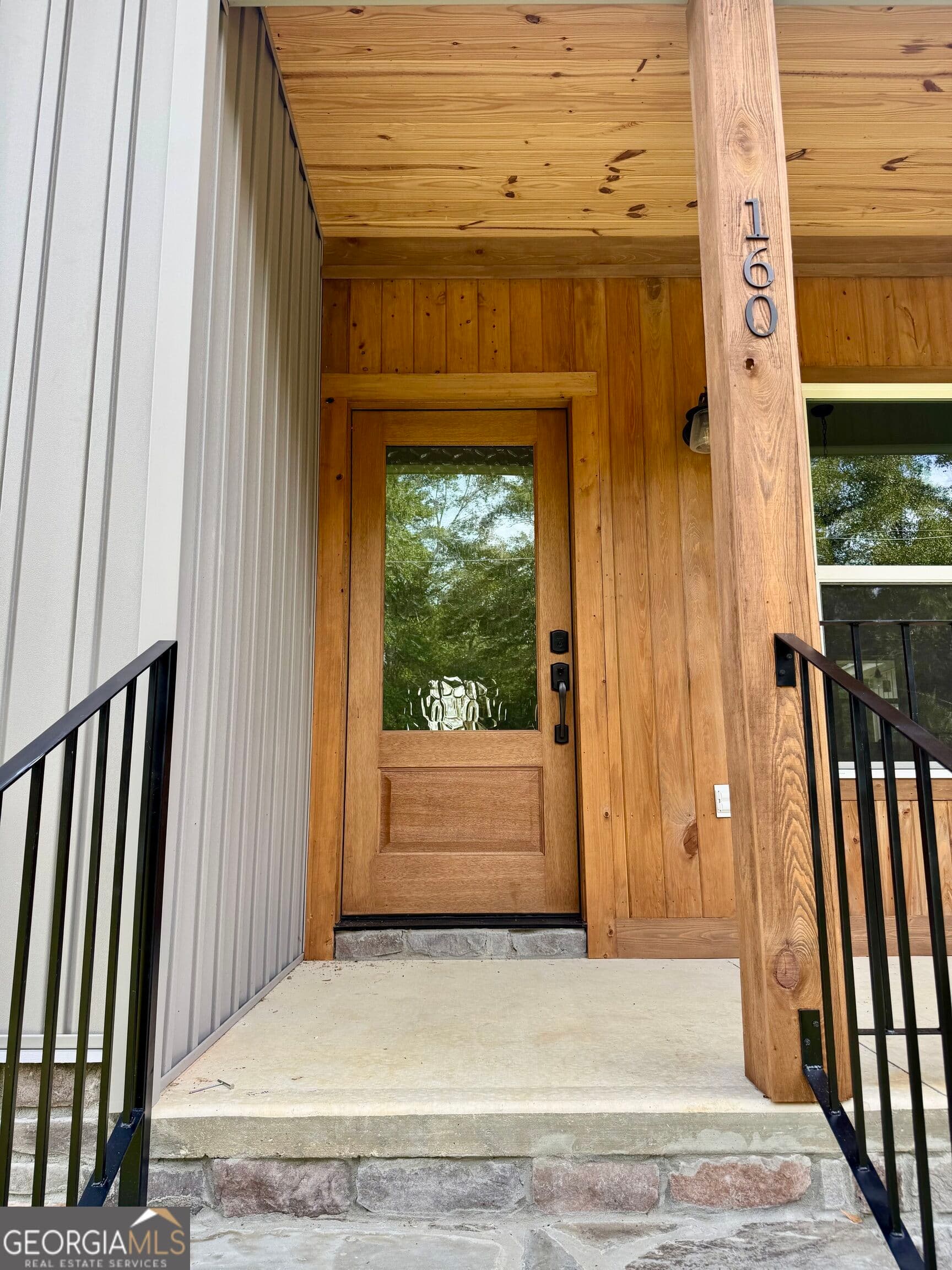 3 bedroom, 2 bathroom, 1,776 sq ft single family residence for sale at 160 Wood Oak Circle, Cochran, GA 31014 — photo 2
