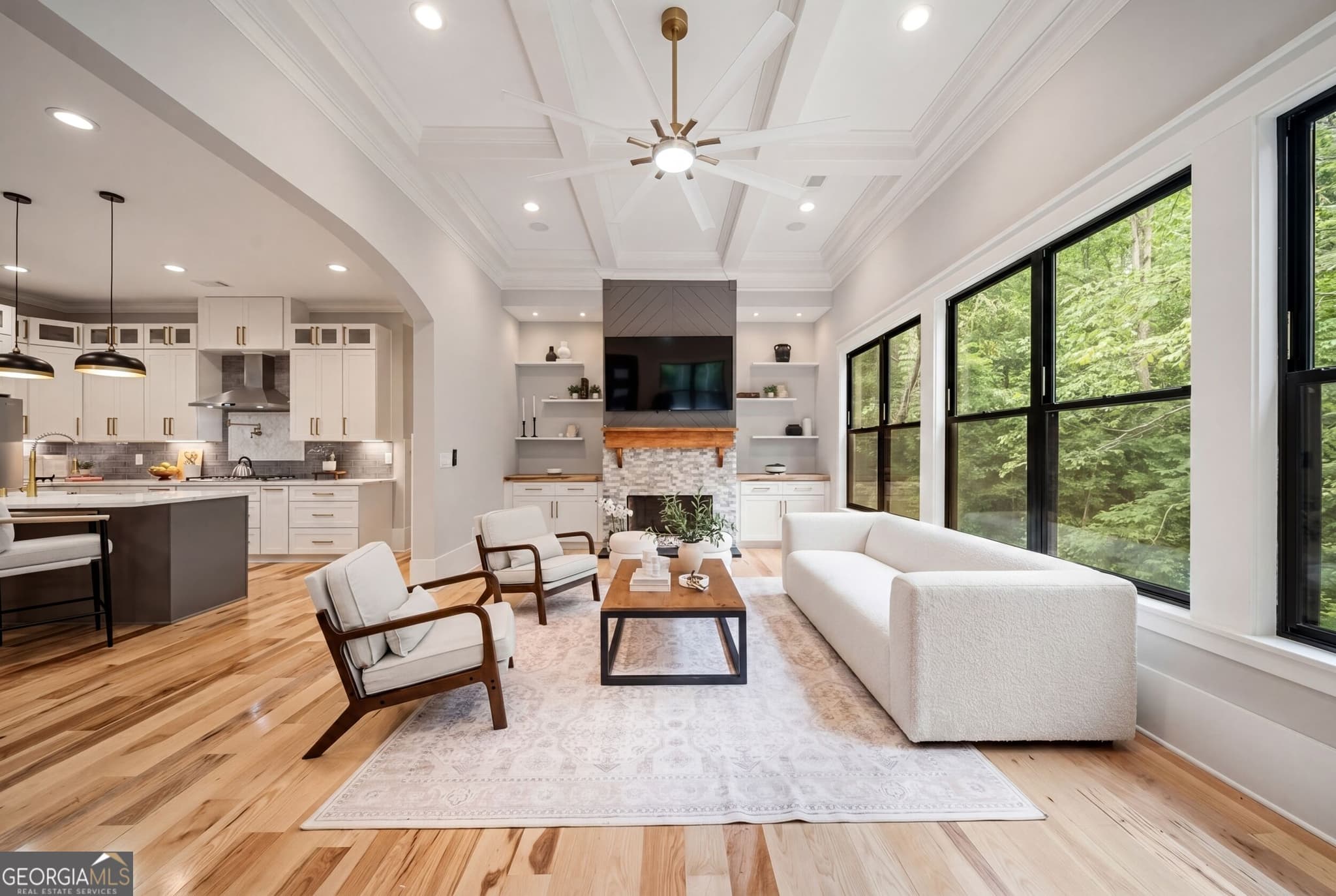 5 bedroom, 4.5 bathroom, 6,000 sq ft single family residence for sale at 101 Attwater Circle, Dawsonville, GA 30534 — photo 5