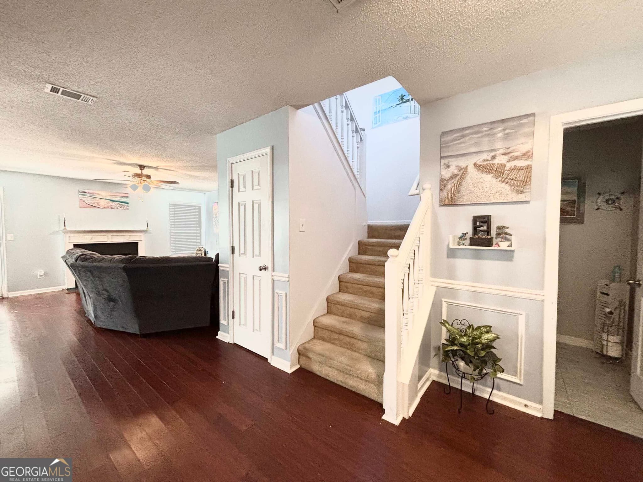 4 bedroom, 2.5 bathroom, 2,036 sq ft single family residence for sale at 10769 James Drive, Jonesboro, GA 30238 — photo 7