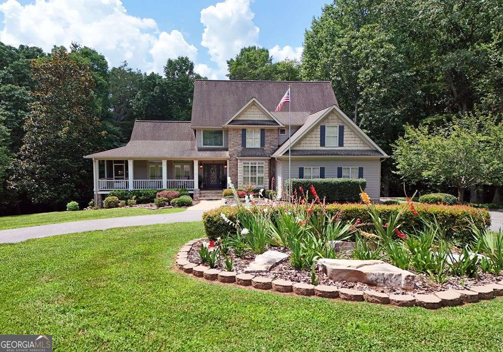 5 bedroom, 4.5 bathroom, 5,773 sq ft single family residence for sale at 371 Coosa Way, Blairsville, GA 30512 — photo 1 of 67