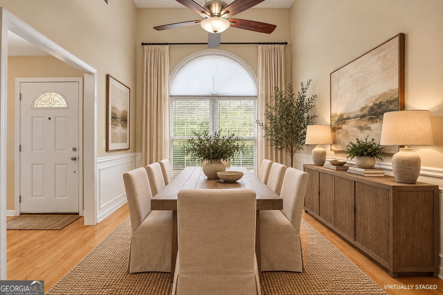3 bedroom, 2 bathroom, 2,033 sq ft single family residence for sale at 7960 Black Horse Court, Cumming, GA 30041 — photo 3