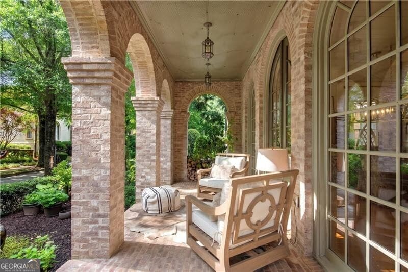 4 bedroom, 3 bathroom, 4,025 sq ft single family residence for sale at 6845 Center Grove Street, Cumming, GA 30040 — photo 5