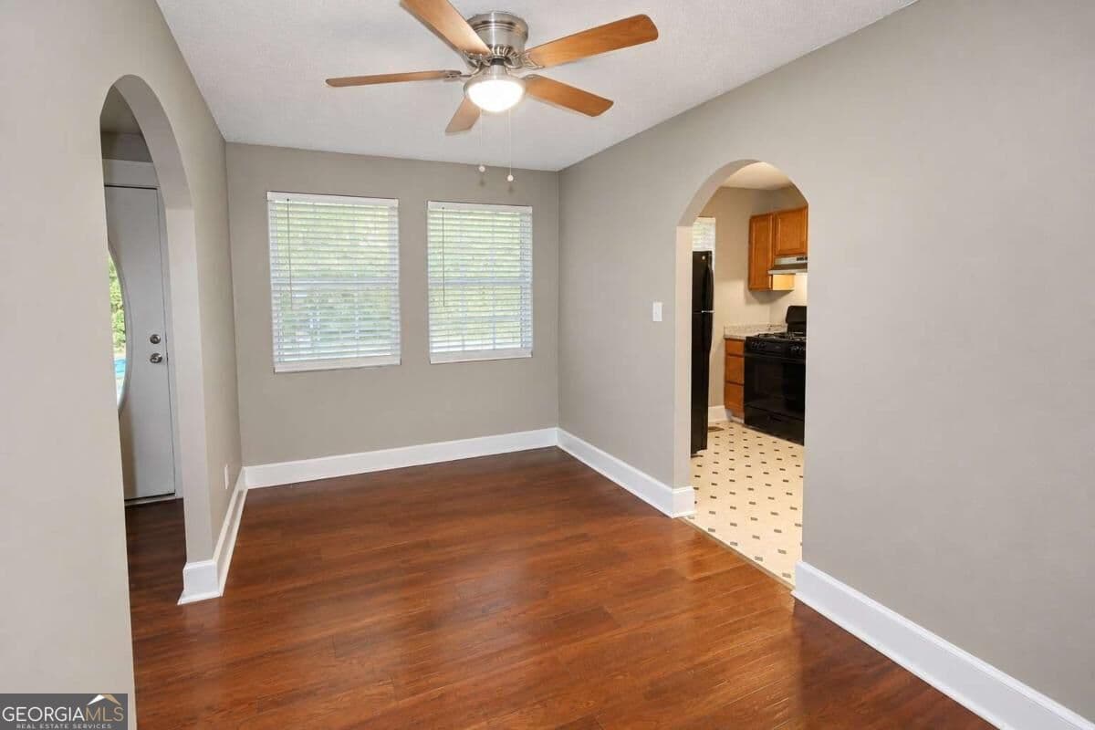 2 bedroom, 2 bathroom single family residence for sale at 11 Opal Street, Cartersville, GA 30120 — photo 5