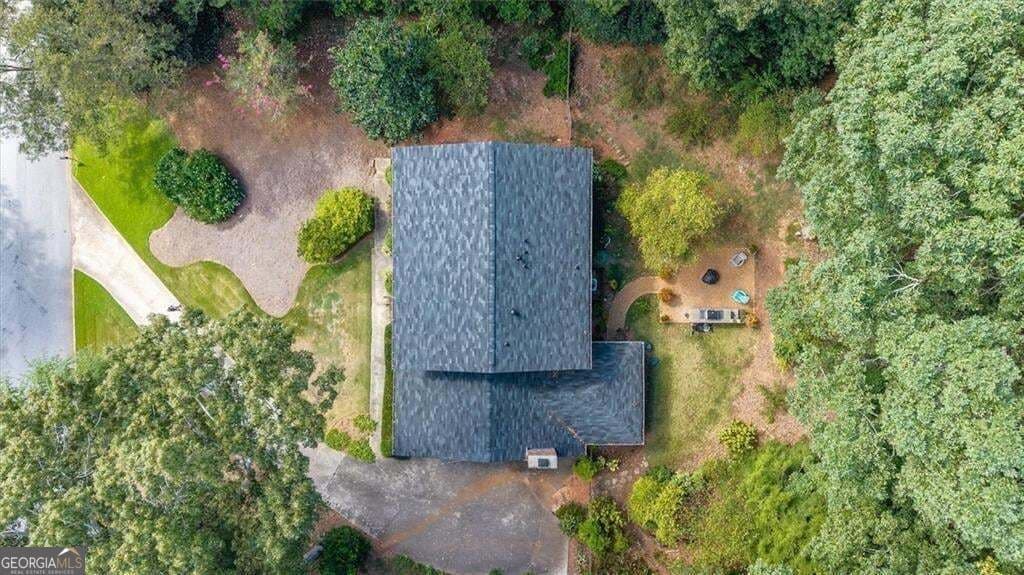 4 bedroom, 3 bathroom, 2,620 sq ft single family residence for sale at 2206 Deer Ridge Drive, Smoke Rise, GA 30087 — photo 5