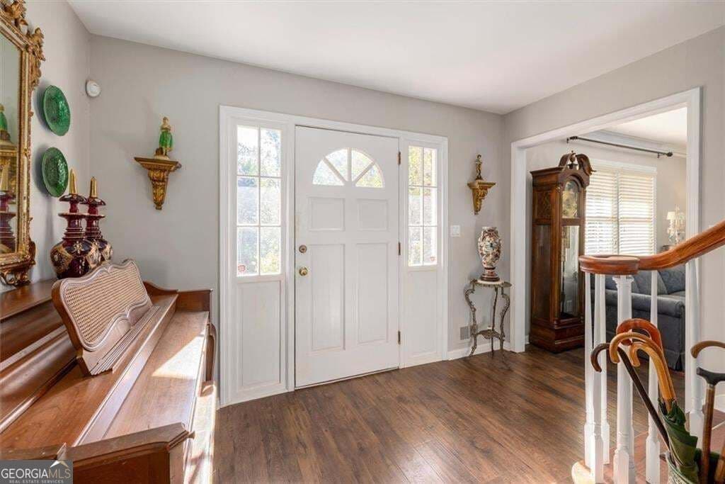 4 bedroom, 3 bathroom, 2,620 sq ft single family residence for sale at 2206 Deer Ridge Drive, Smoke Rise, GA 30087 — photo 9