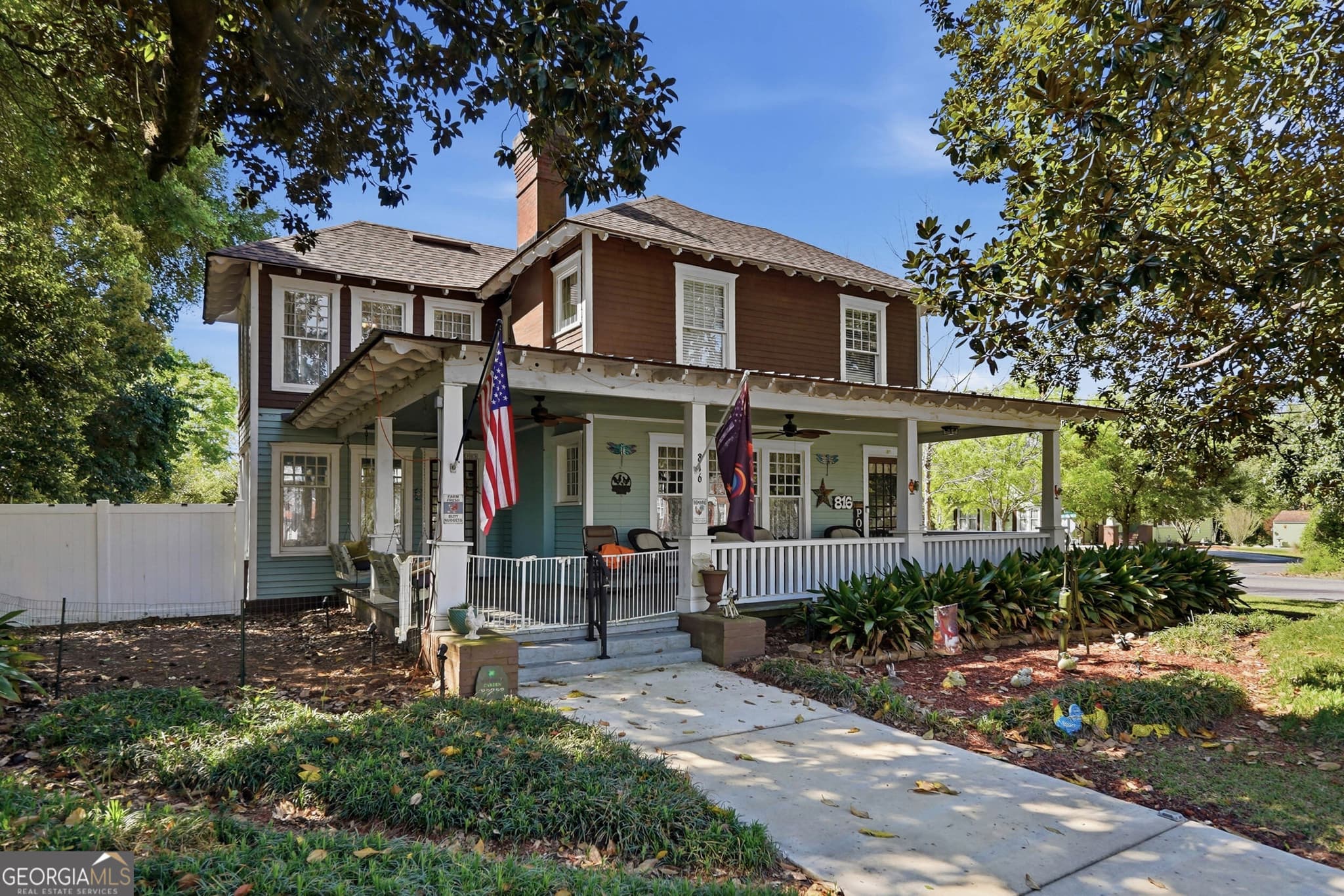 3 bedroom, 2.5 bathroom, 2,492 sq ft single family residence for sale at 816 W Central Avenue, Fitzgerald, GA 31750