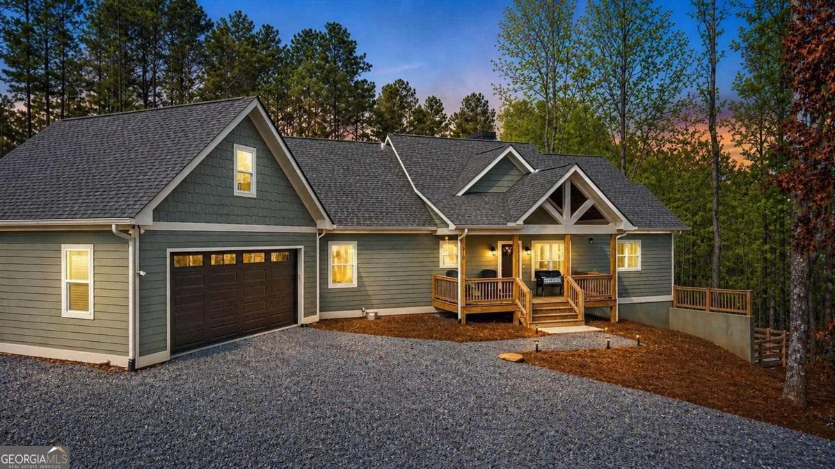 4 bedroom, 3 bathroom, 3,310 sq ft single family residence for sale at 218 Oak Wood Lane, Ellijay, GA 30540 — photo 2