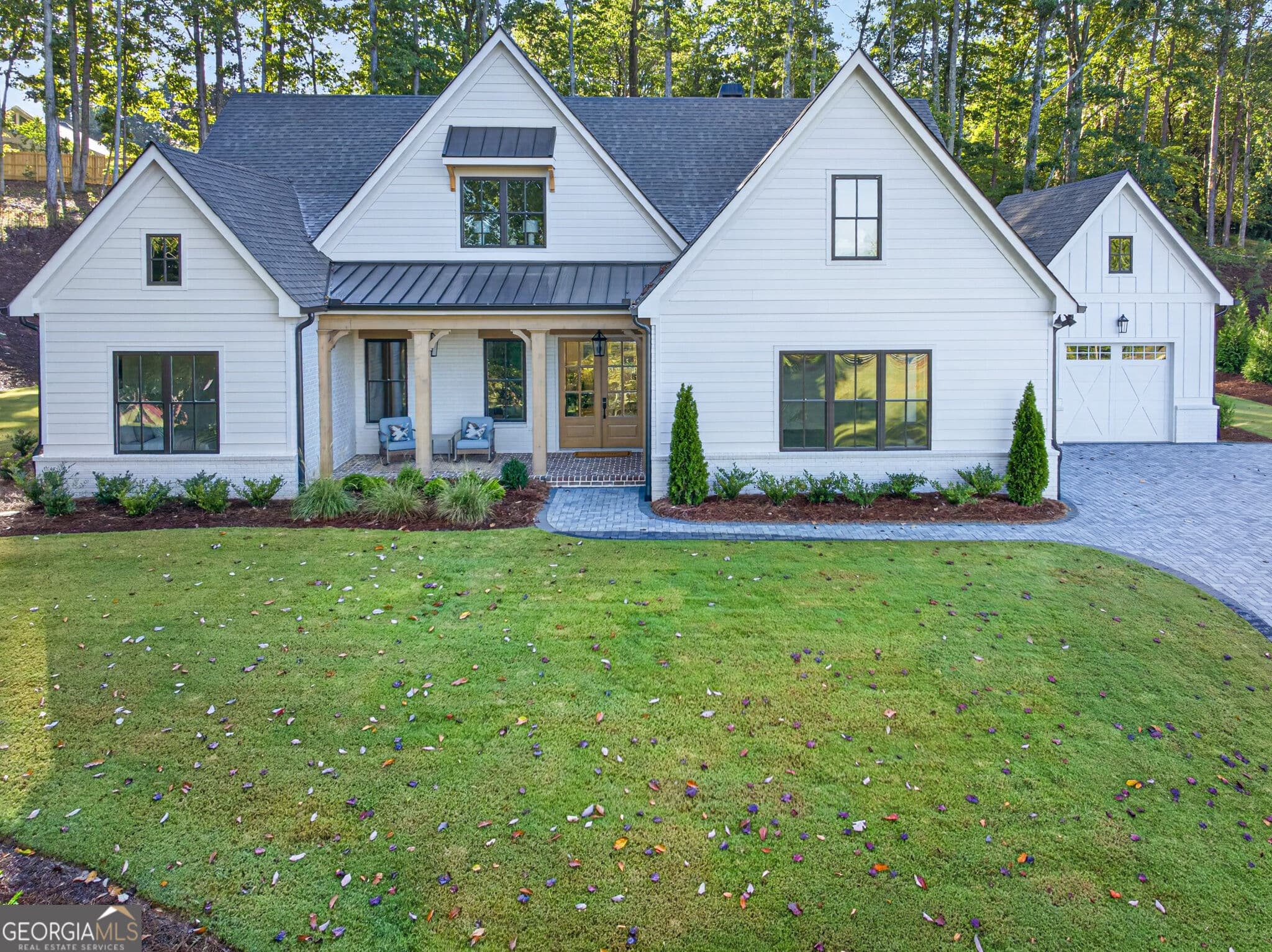 4 bedroom, 3.5 bathroom, 3,514 sq ft single family residence for sale at 4420 K D Kruzel Drive, Cumming, GA 30041 — photo 6