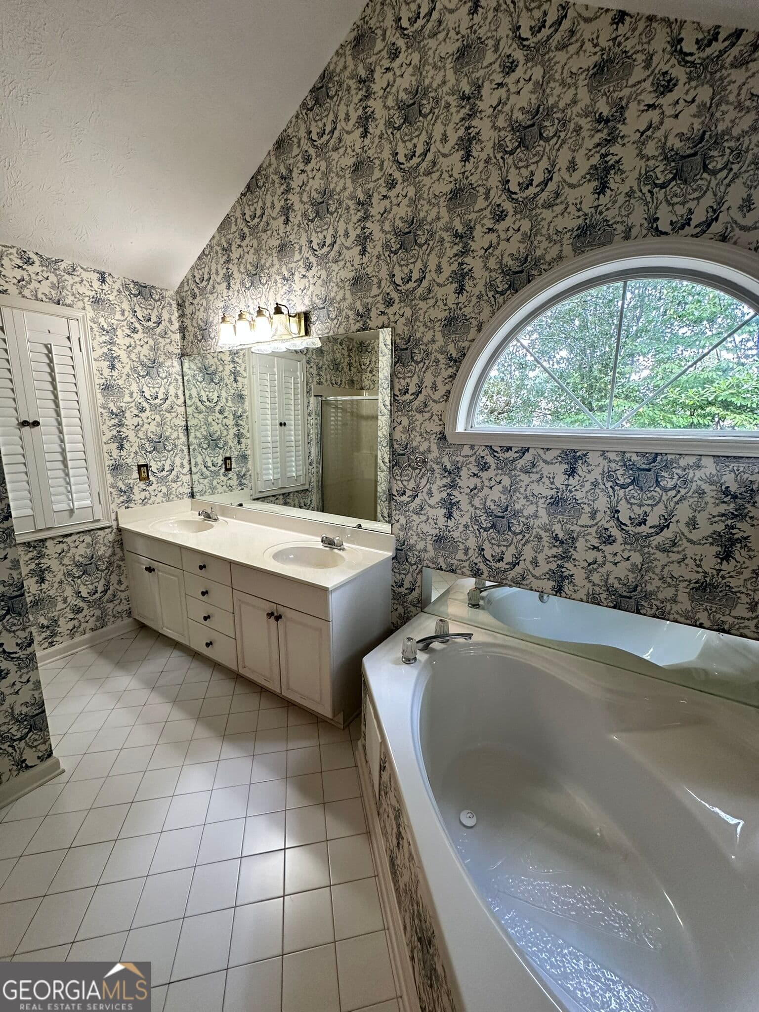 3 bedroom, 2.5 bathroom, 1,773 sq ft single family residence for rent at 2340 Bretdale Road, Duluth, GA 30096 for $2,395 a month — photo 8