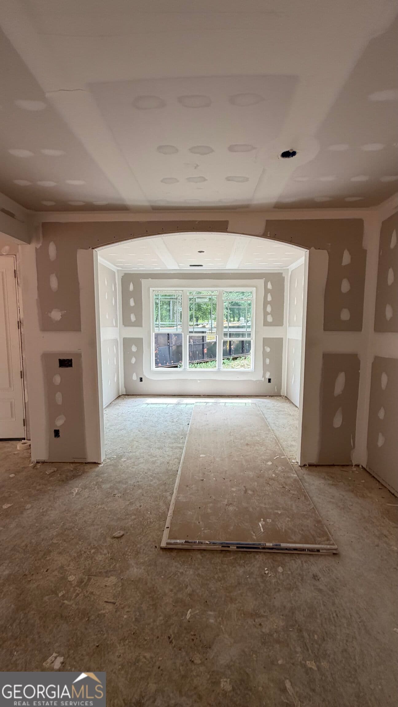 3 bedroom, 2 bathroom, 1,817 sq ft single family residence for sale at 3042 Plantation Drive, Dublin, GA 31021 — photo 9