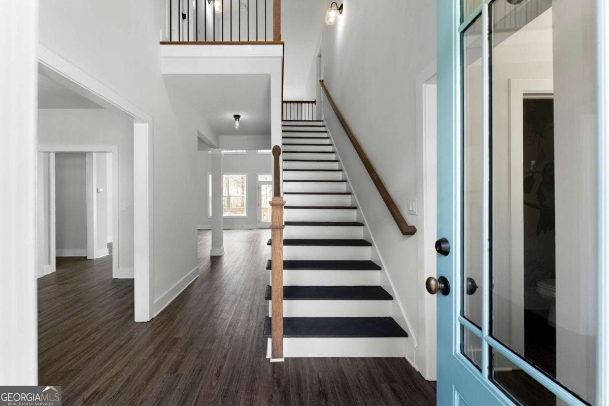 5 bedroom, 5 bathroom, 4,506 sq ft single family residence for sale at 401 Blossom Trail, Acworth, GA 30101 — photo 8