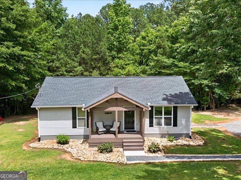 4 bedroom, 3 bathroom, 2,011 sq ft single family residence sold at 723 Summers McKoy Road, Newnan, GA 30263