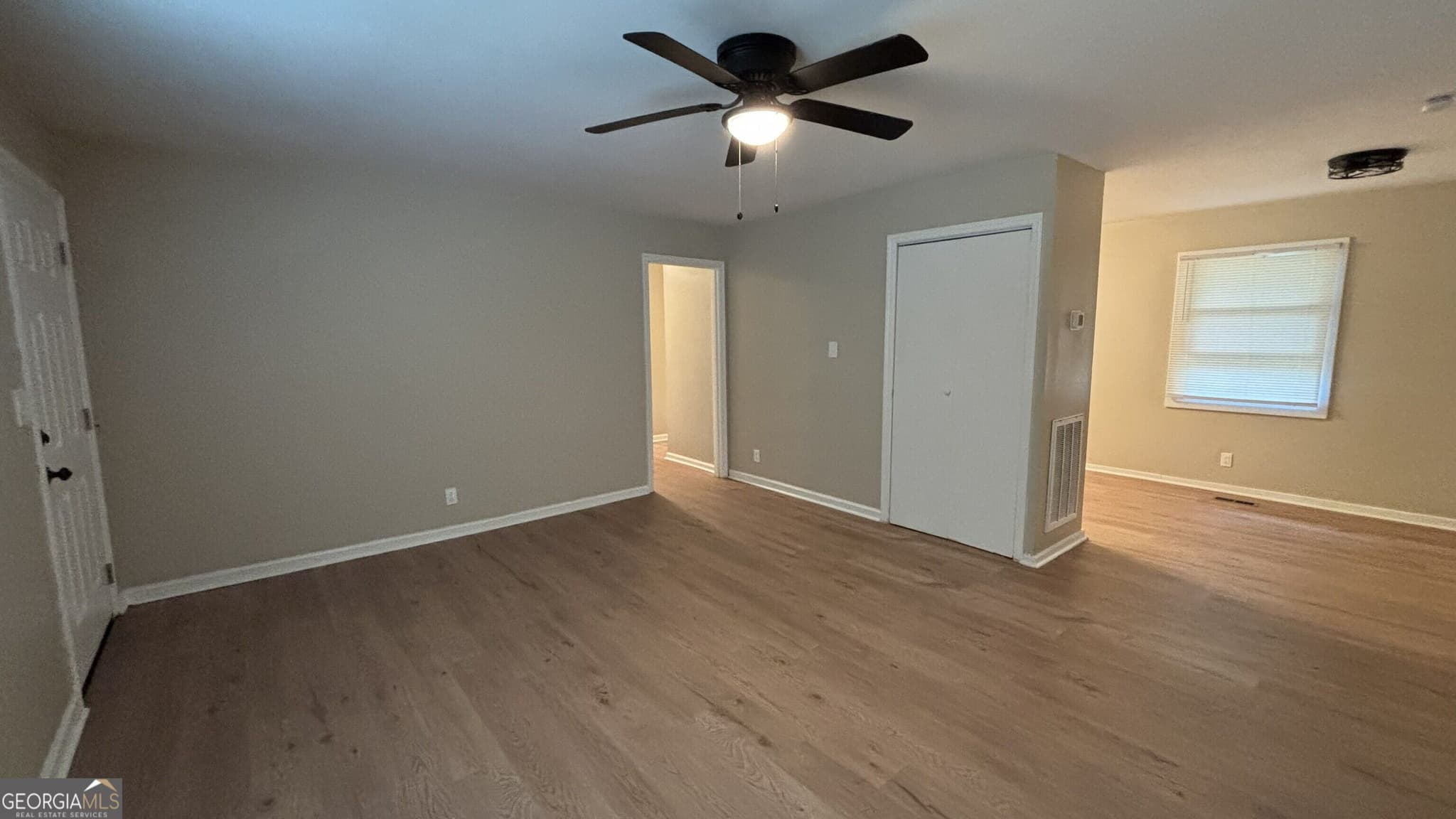 3 bedroom, 1 bathroom, 996 sq ft single family residence for sale at 2487 Rosen Avenue, Macon, GA 31206 — photo 5