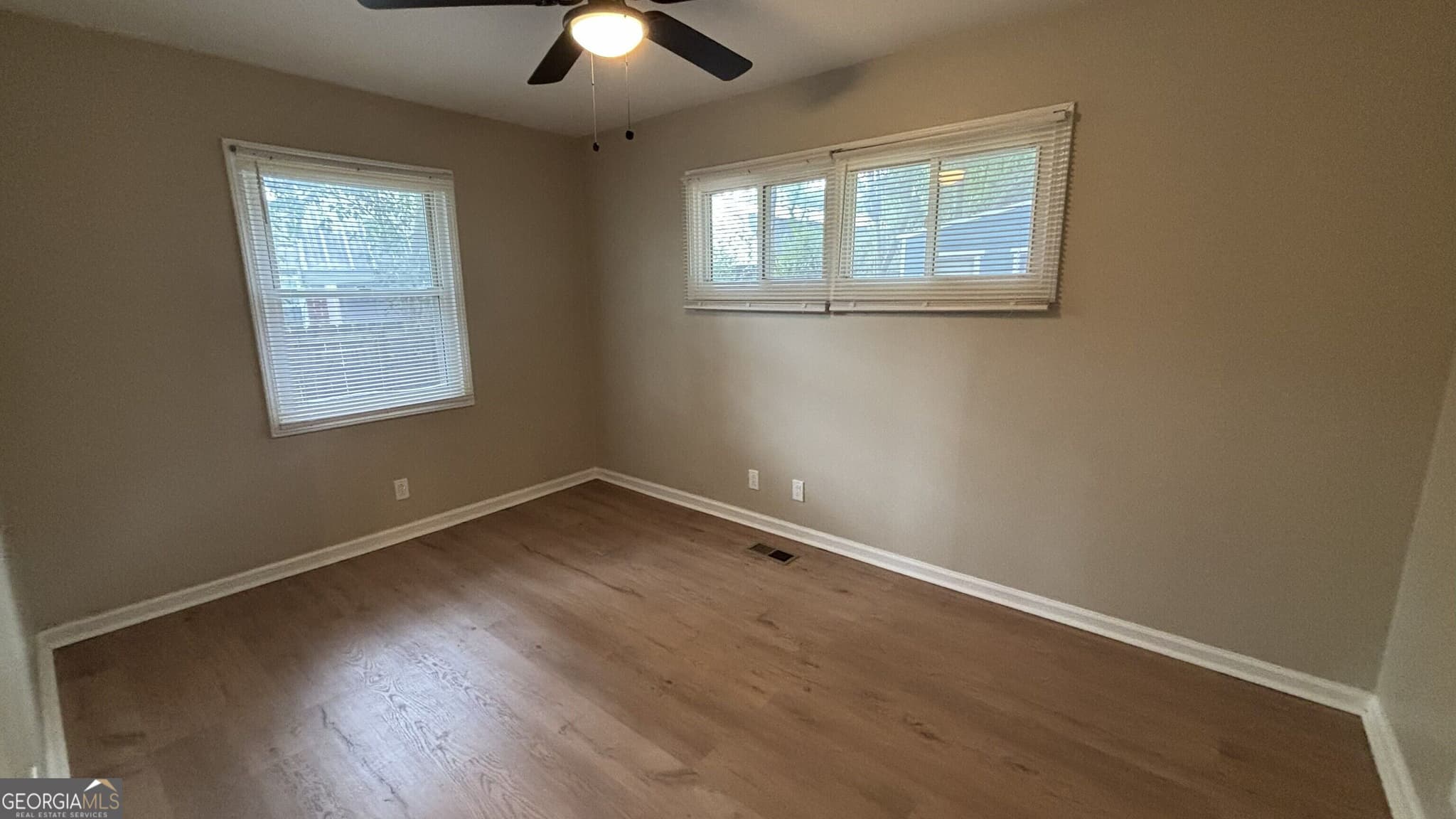 3 bedroom, 1 bathroom, 996 sq ft single family residence for sale at 2487 Rosen Avenue, Macon, GA 31206 — photo 9