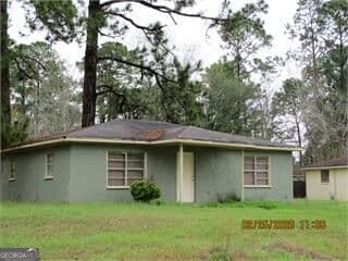 3 bedroom, 1 bathroom, 1,008 sq ft single family residence for sale at 507 Willard Avenue, Albany, GA 31701 — photo 3