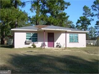 3 bedroom, 1 bathroom, 1,008 sq ft single family residence for sale at 507 Willard Avenue, Albany, GA 31701