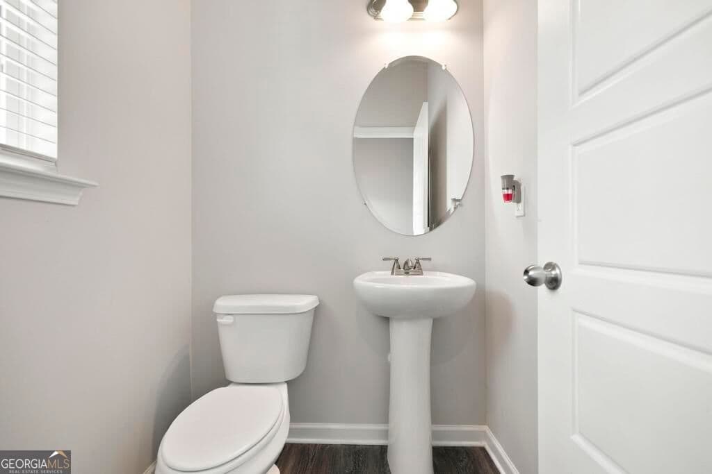 4 bedroom, 2.5 bathroom, 1,941 sq ft single family residence for sale at 129 Red Birch Lane, Warner Robins, GA 31093 — photo 8