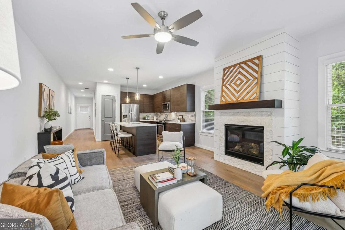 3 bedroom, 2.5 bathroom, 1,792 sq ft single family residence for sale at 951 Fern Avenue A, Atlanta, GA 30315 — photo 6