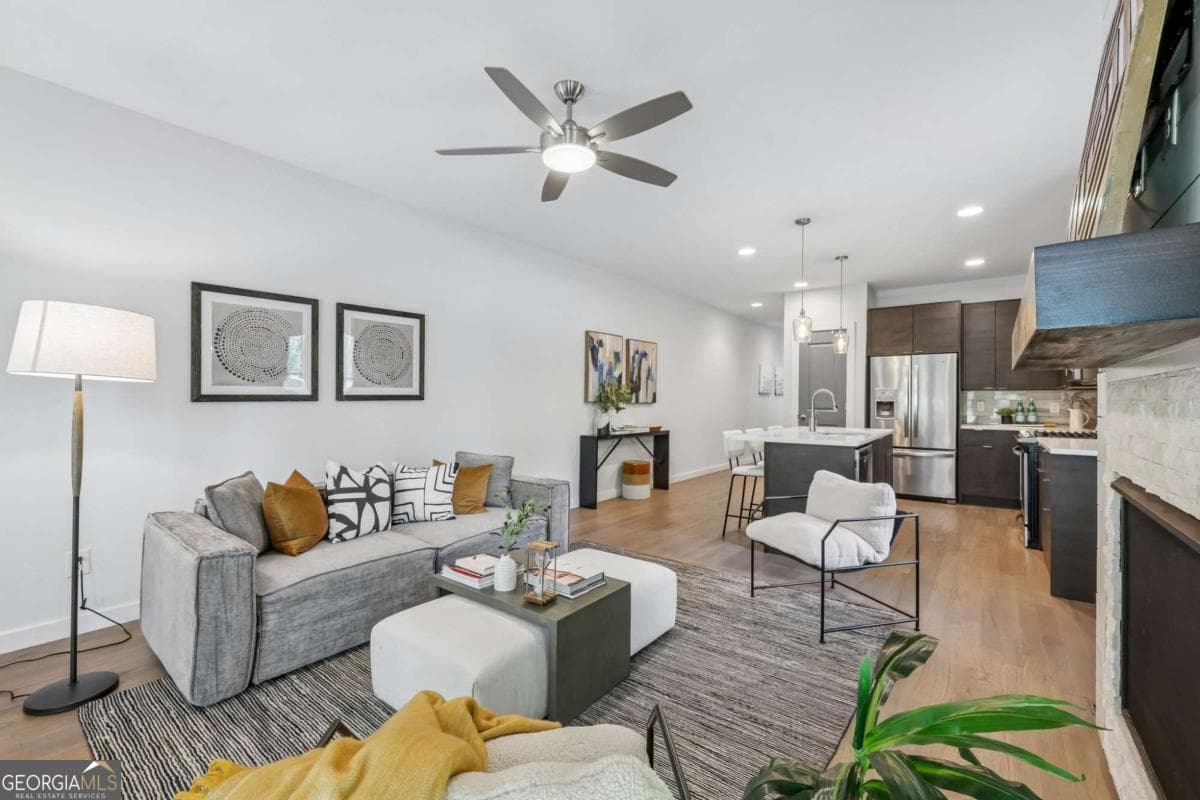 3 bedroom, 2.5 bathroom, 1,792 sq ft single family residence for sale at 951 Fern Avenue A, Atlanta, GA 30315 — photo 7