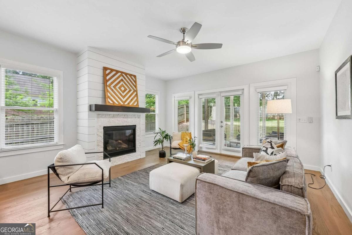 3 bedroom, 2.5 bathroom, 1,792 sq ft single family residence for sale at 951 Fern Avenue A, Atlanta, GA 30315 — photo 5