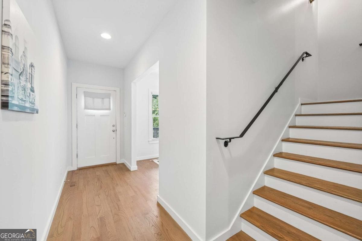 3 bedroom, 2.5 bathroom, 1,792 sq ft single family residence for sale at 951 Fern Avenue A, Atlanta, GA 30315 — photo 4