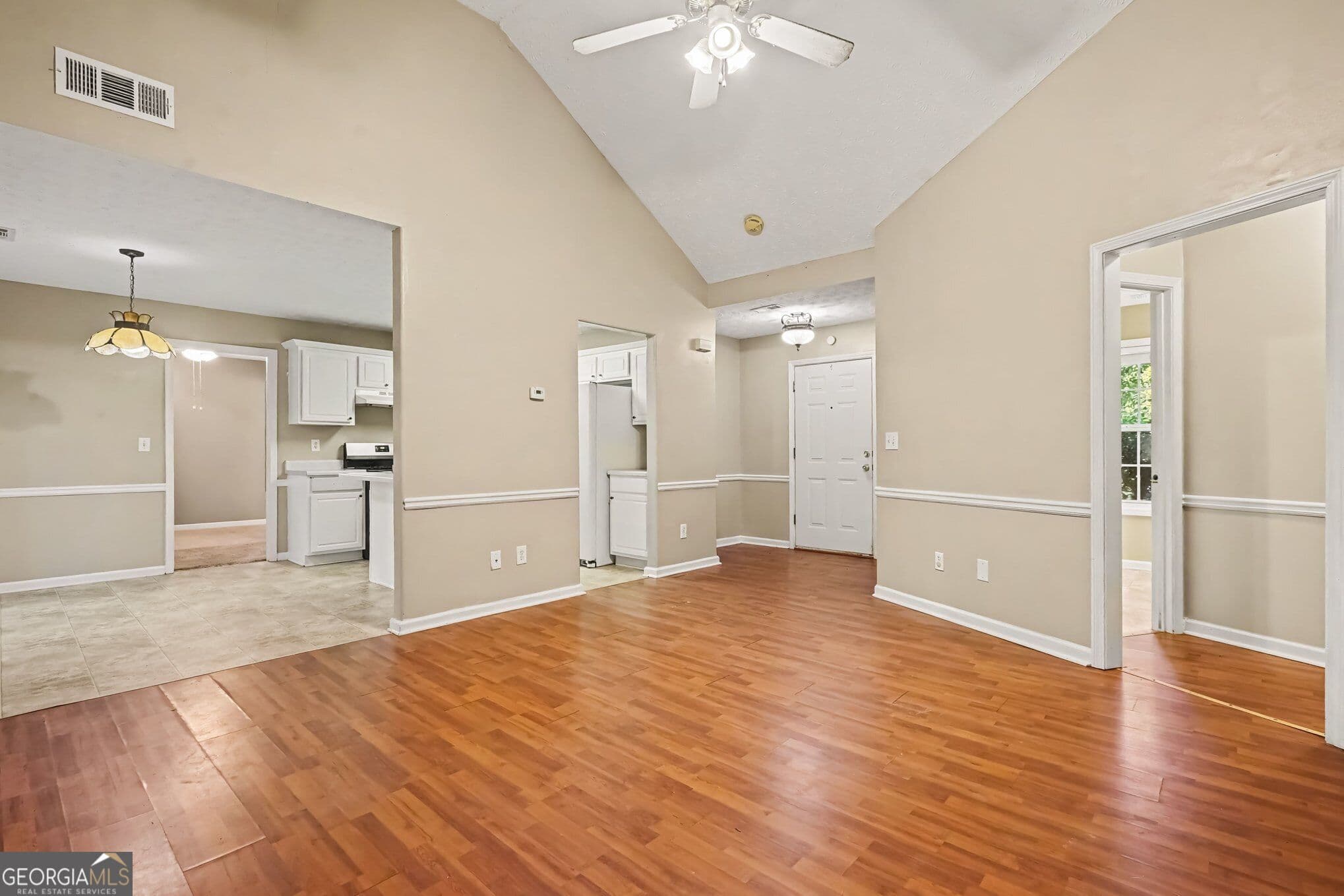 3 bedroom, 2 bathroom, 1,172 sq ft single family residence for sale at 882 Whispering Way, Winder, GA 30680 — photo 4