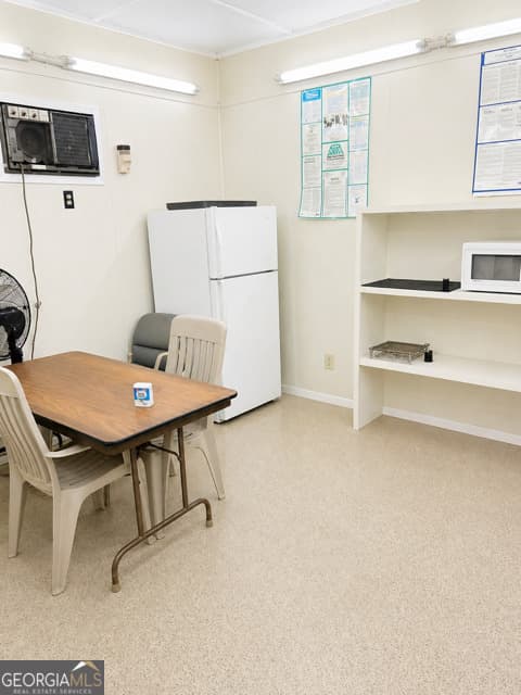 1 bedroom, 1 bathroom mixed use for sale at 1314 B County Road 79, Eufaula, AL 36027 — photo 6