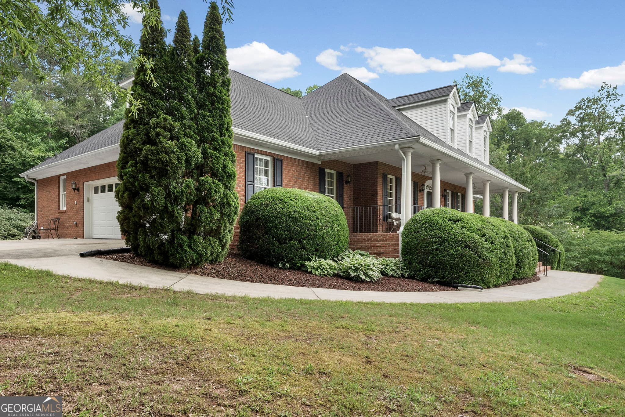 4 bedroom, 4 bathroom, 6,245 sq ft single family residence for sale at 699 Bankstown Road, Brooks, GA 30205 — photo 6