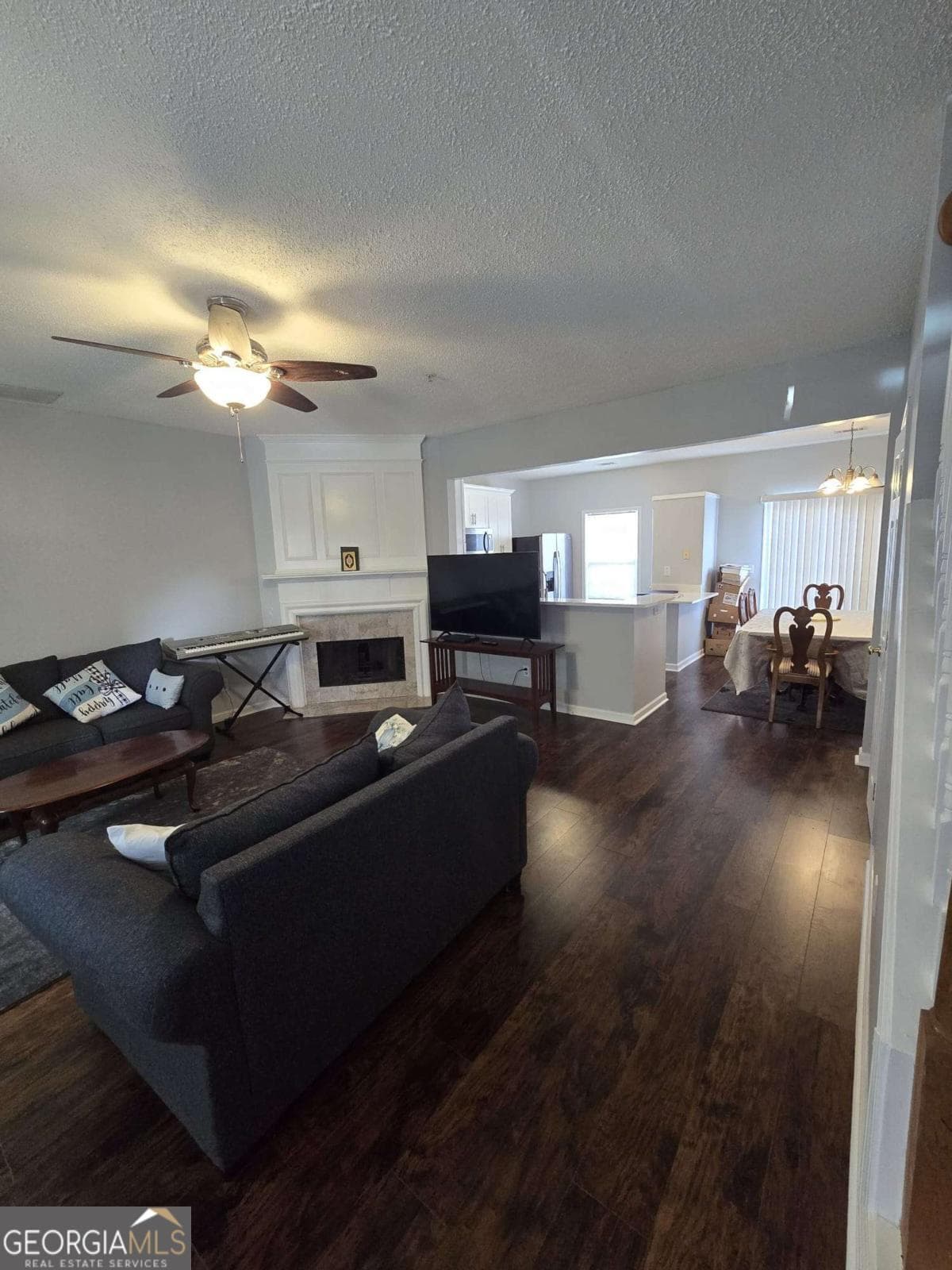 3 bedroom, 2.5 bathroom, 1,370 sq ft townhouse for sale at 1090 Kilmington Court 8, Alpharetta, GA 30009 — photo 8