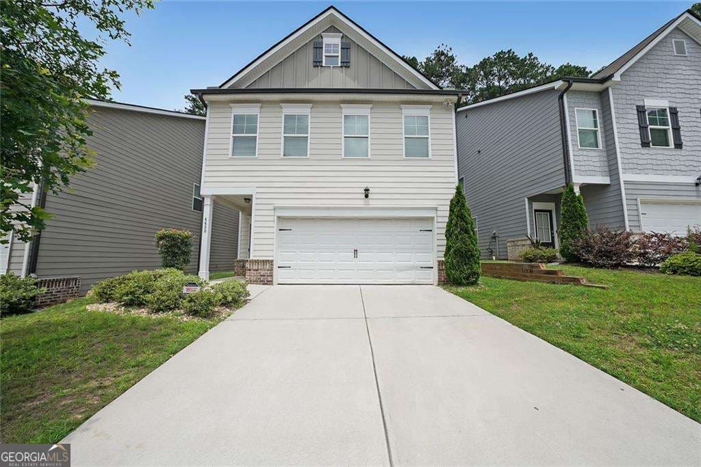 4 bedroom, 3.5 bathroom, 2,503 sq ft single family residence sold at 4450 Richmond Court, Stone Mountain, GA 30083