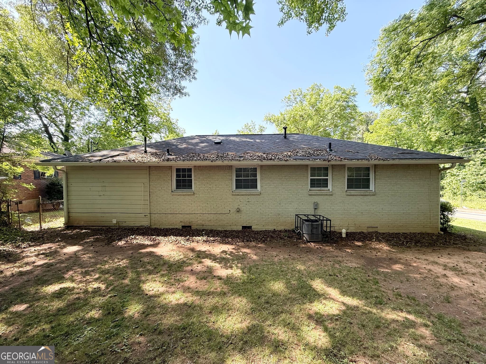 3 bedroom, 1 bathroom, 1,000 sq ft single family residence for sale at 2839 Waters Road, Atlanta, GA 30354 — photo 9