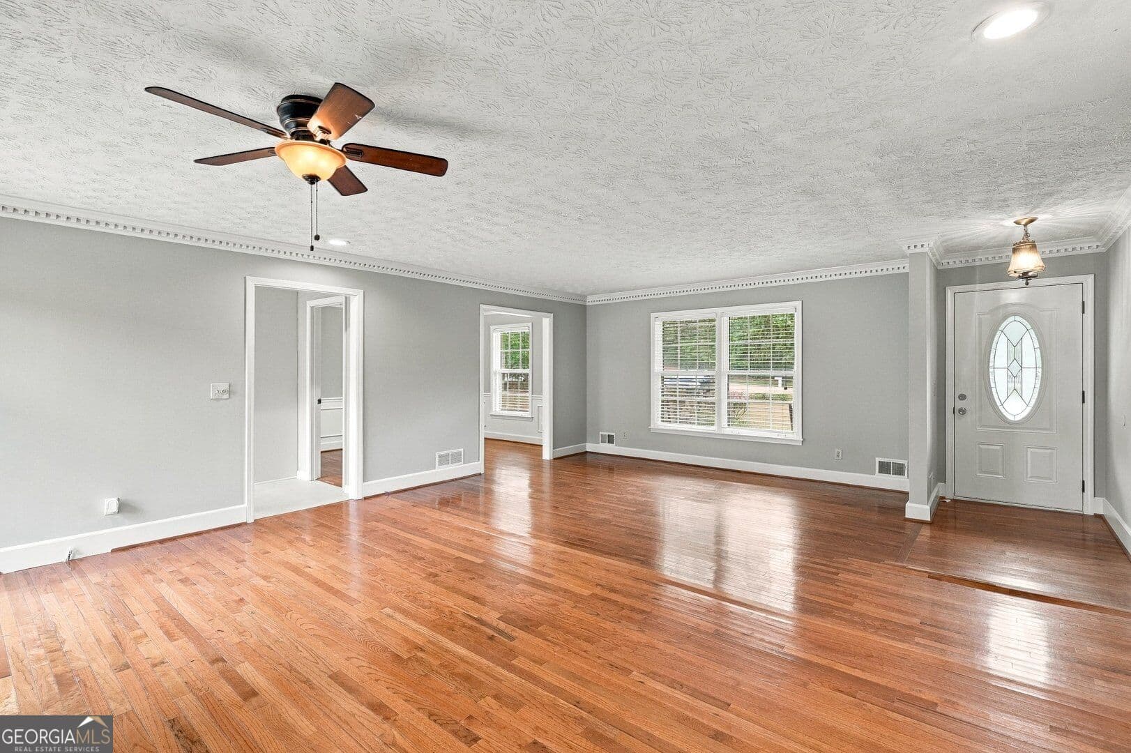 3 bedroom, 2.5 bathroom, 1,572 sq ft single family residence for rent at 4548 Shallowford Road, Roswell, GA 30075 for $2,450 a month — photo 6