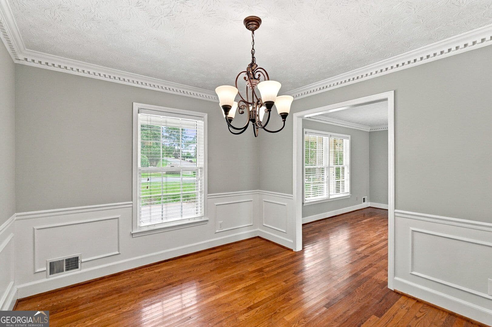 3 bedroom, 2.5 bathroom, 1,572 sq ft single family residence for rent at 4548 Shallowford Road, Roswell, GA 30075 for $2,450 a month — photo 7