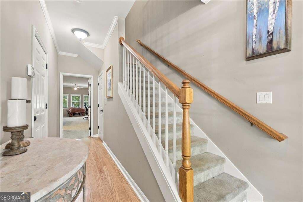 2 bedroom, 2.5 bathroom, 2,595 sq ft townhouse for sale at 1607 Waters Edge Trail, Roswell, GA 30075 — photo 5
