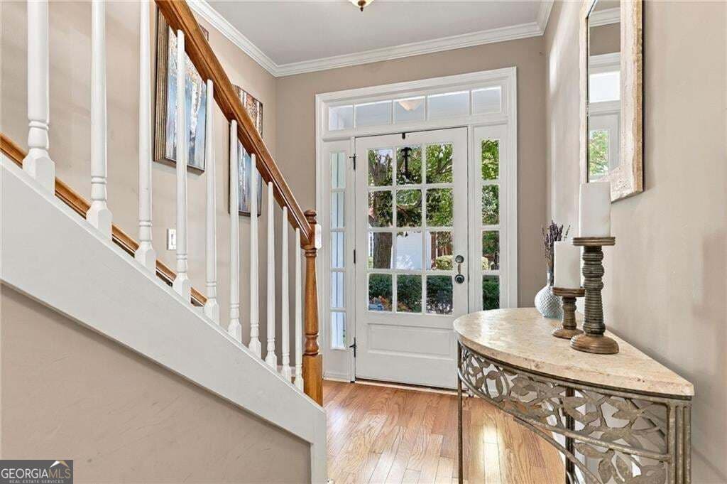 2 bedroom, 2.5 bathroom, 2,595 sq ft townhouse for sale at 1607 Waters Edge Trail, Roswell, GA 30075 — photo 4
