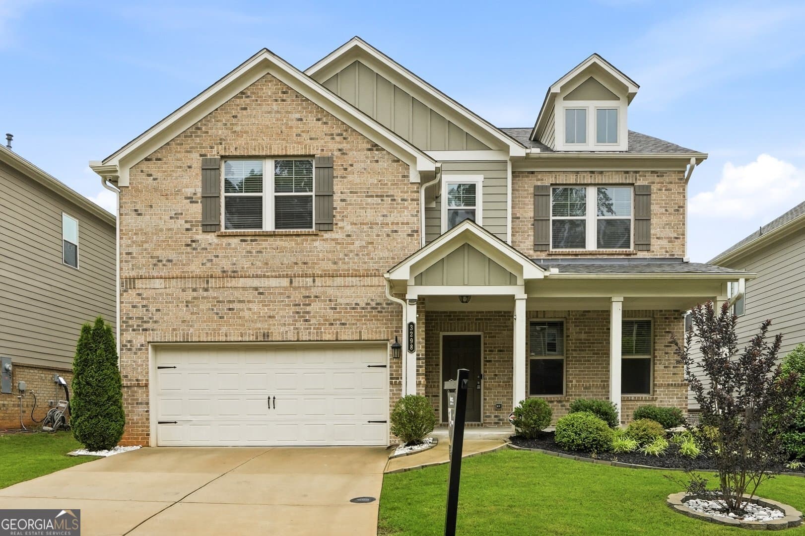 4 bedroom, 3.5 bathroom, 3,200 sq ft single family residence sold at 3298 Hidden Valley Circle, Lawrenceville, GA 30044