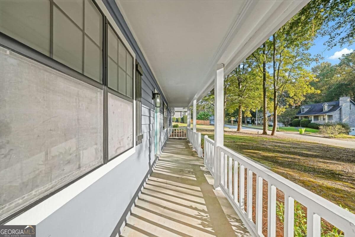 4 bedroom, 2 bathroom single family residence for sale at 1501 Scott Oaks Court, Marietta, GA 30008 — photo 6