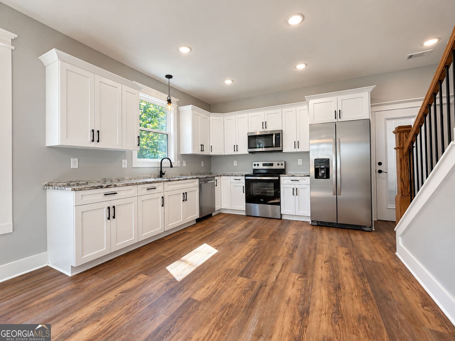 3 bedroom, 2.5 bathroom, 1,500 sq ft single family residence for sale at 232 Sautee Ridge Road, Clarkesville, GA 30523 — photo 8
