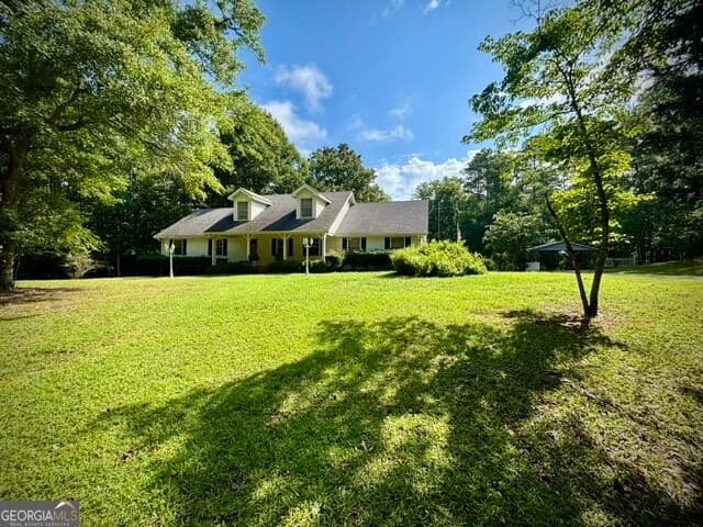 3 bedroom, 2 bathroom, 2,083 sq ft single family residence for sale at 160 Caldwell Road, Griffin, GA 30223 — photo 2