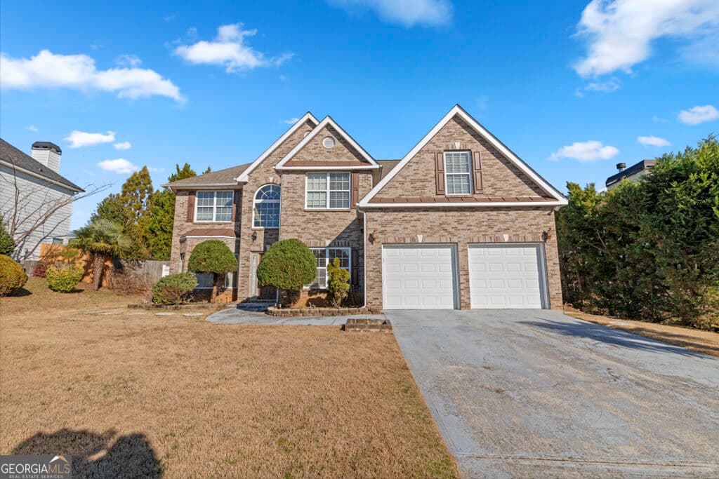 4 bedroom, 3.5 bathroom, 2,836 sq ft single family residence for sale at 820 Kaitlyn Drive, Loganville, GA 30052