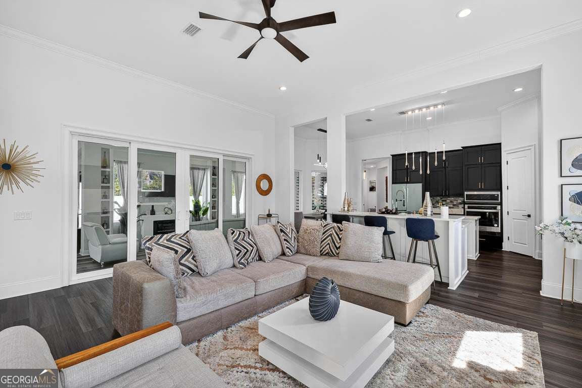 4 bedroom, 4.5 bathroom, 4,065 sq ft single family residence for sale at 13 Crows Nest Cove, Brunswick, GA 31523 — photo 7