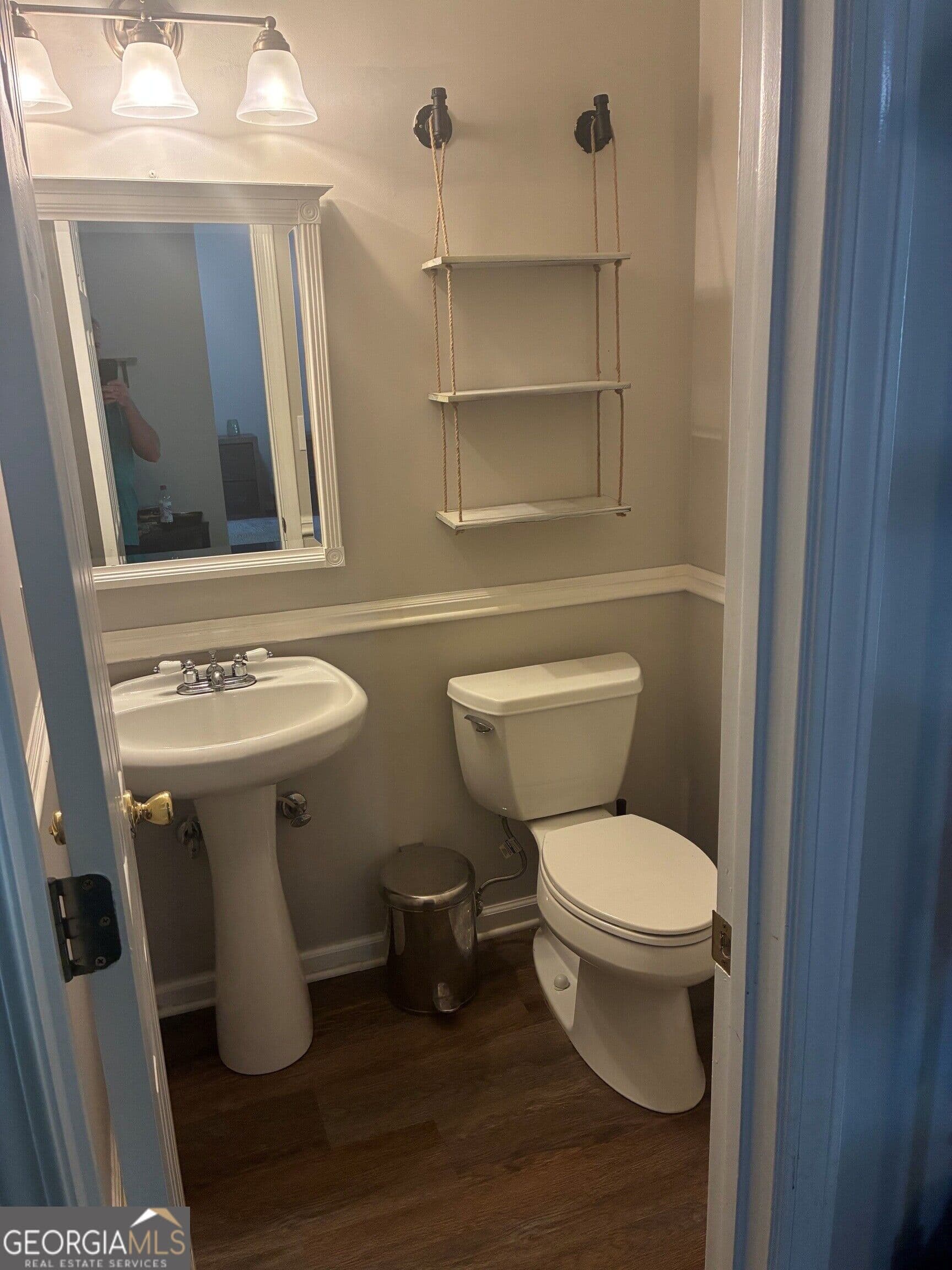 3 bedroom, 2.5 bathroom, 2,336 sq ft single family residence for sale at 74 Willow Dell Drive, Senoia, GA 30276 — photo 9