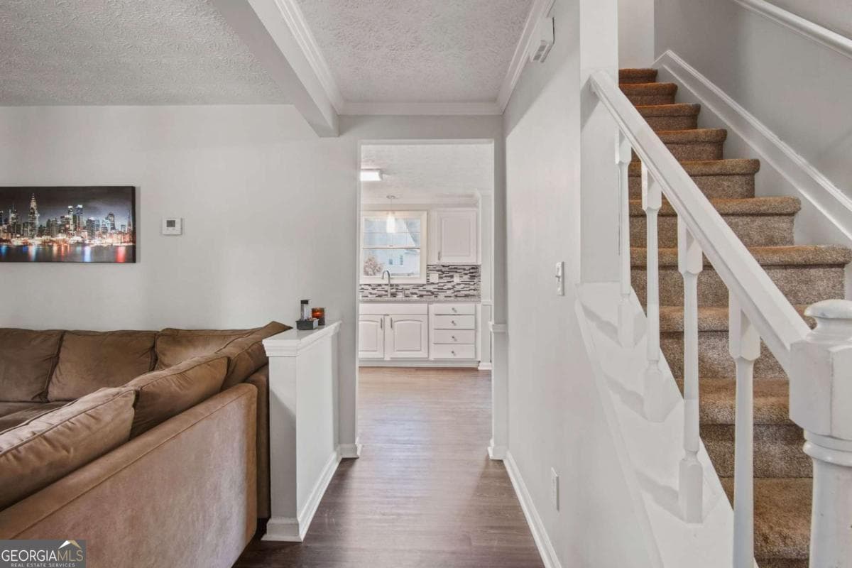 5 bedroom, 3.5 bathroom, 4,048 sq ft single family residence for sale at 1014 BROCKDELL Court, Norcross, GA 30093 — photo 4