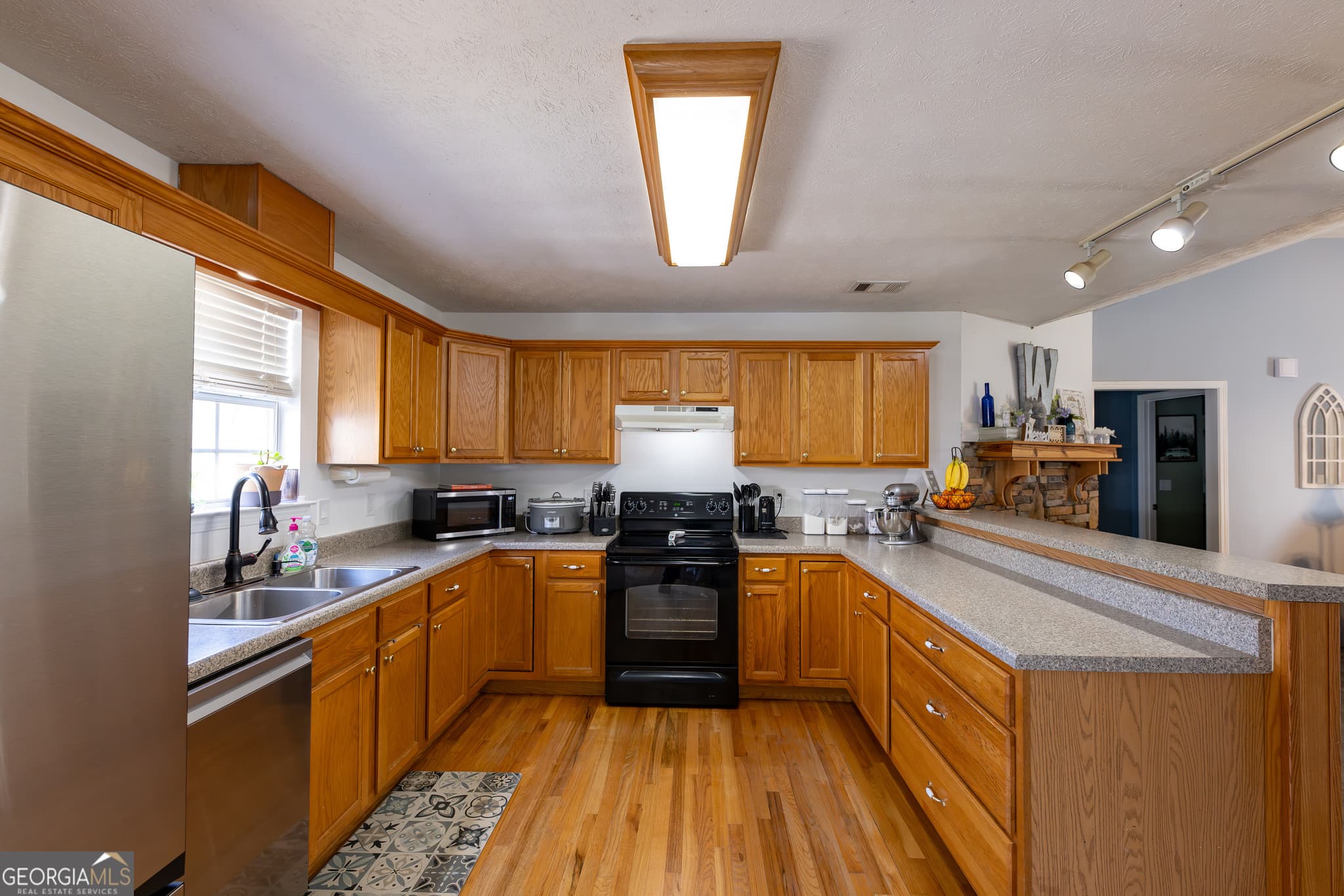 4 bedroom, 2 bathroom, 1,640 sq ft single family residence for sale at 647 Pine Valley Road, Meansville, GA 30256 — photo 10