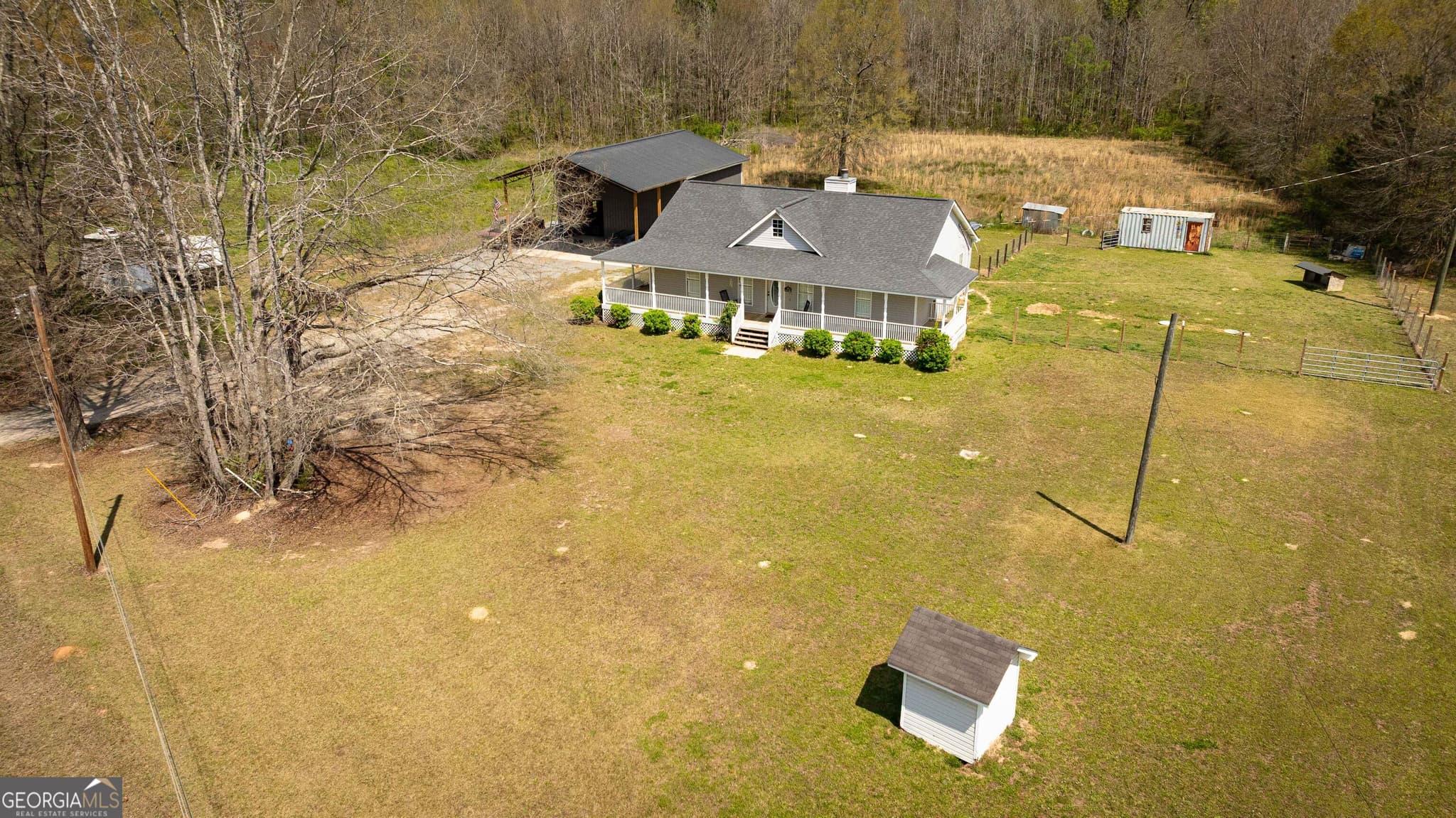 4 bedroom, 2 bathroom, 1,640 sq ft single family residence for sale at 647 Pine Valley Road, Meansville, GA 30256 — photo 4