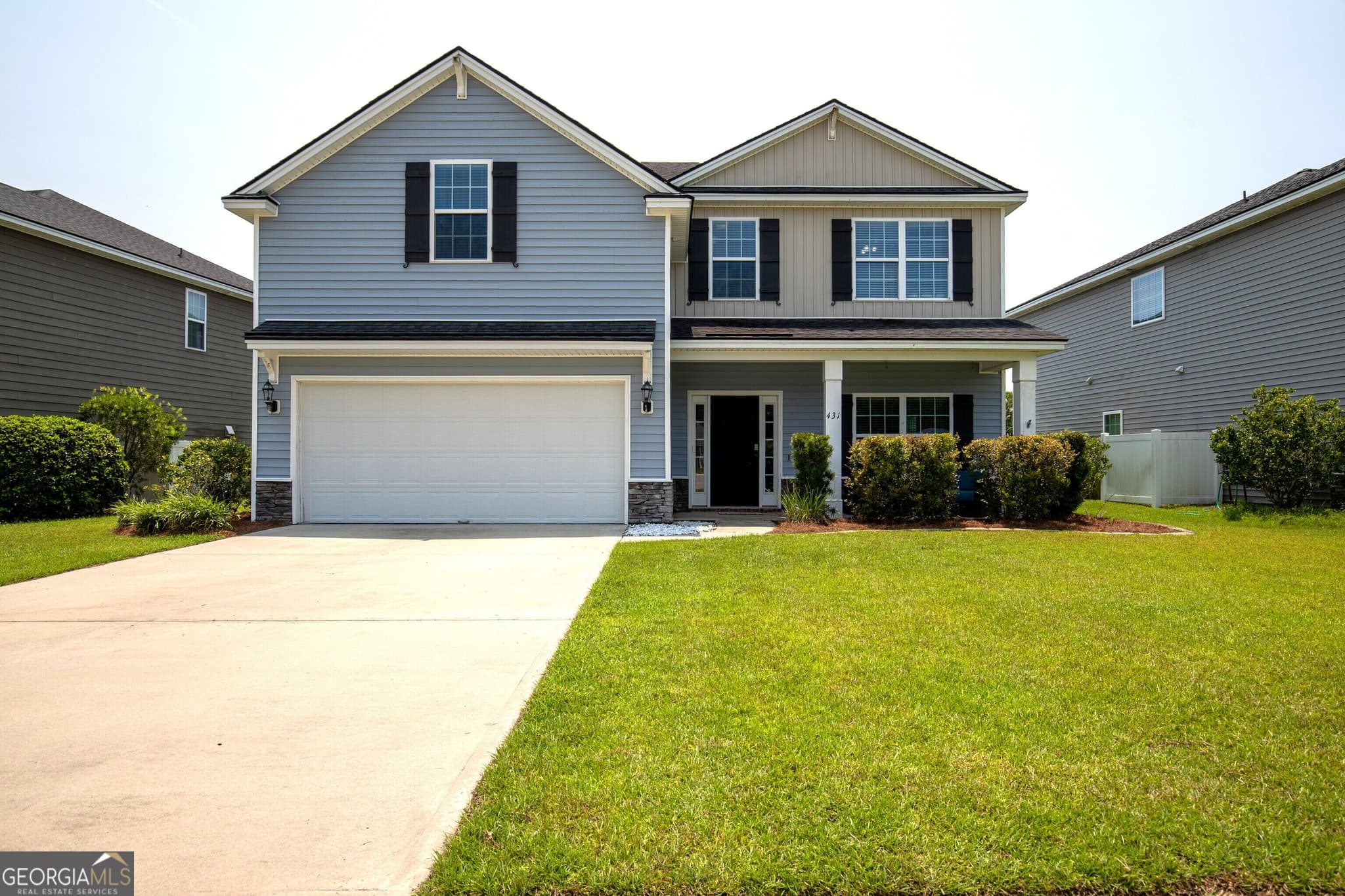 5 bedroom, 3 bathroom, 2,820 sq ft single family residence for sale at 431 Sunbury Drive, Richmond Hill, GA 31324 — photo 2