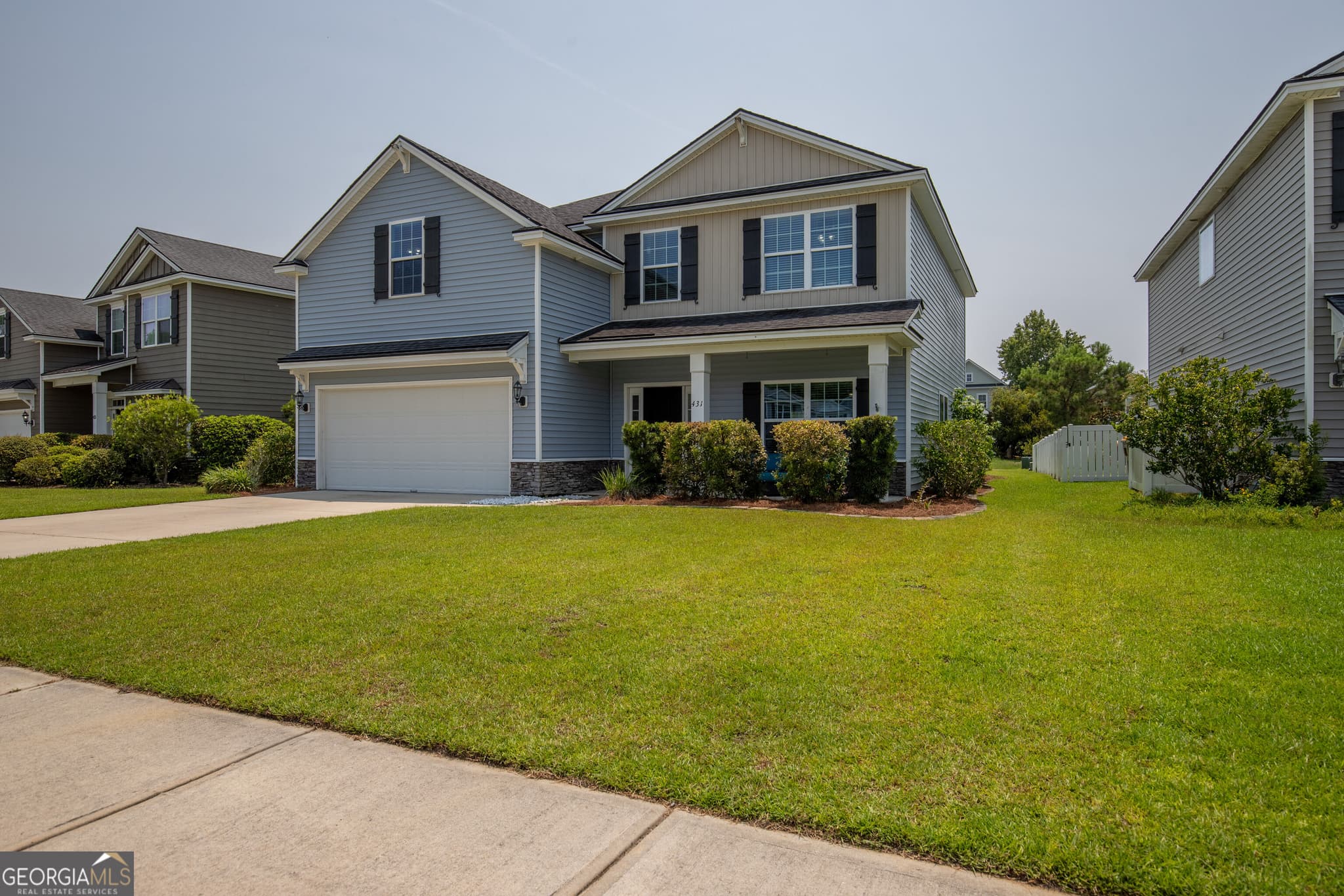 5 bedroom, 3 bathroom, 2,820 sq ft single family residence for sale at 431 Sunbury Drive, Richmond Hill, GA 31324 — photo 3