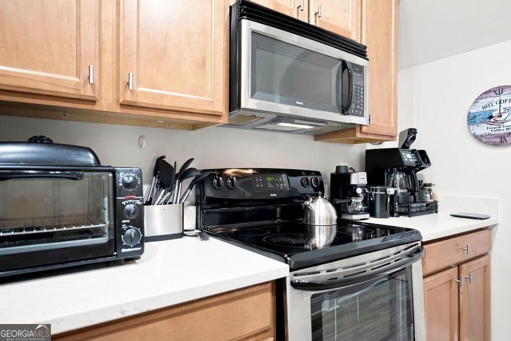 3 bedroom, 2.5 bathroom, 1,906 sq ft townhouse for sale at 171 Cold Creek Parkway, Macon, GA 31210 — photo 7